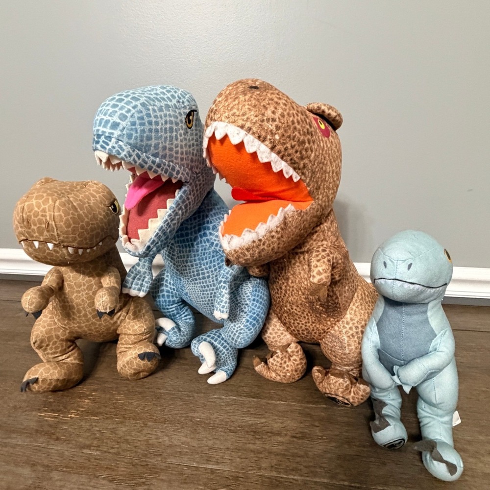 Jurassic World Dinosaur‎ Pillow Plush Set of 4